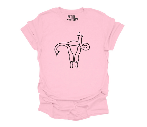 L - T-shirt Unisexe col rond rose pâle - Utérus fâché qu'on se mêle de ses affaires
