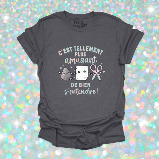 T - SHIRT COL ROND | C'est tellement plus amusant de bien s'entendre (Holographique) - T-shirt Unisexe Col Rond - Petite Gazelle Atelier