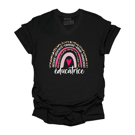 TSHIRT COL en V | Éducatrice Arc-en-ciel