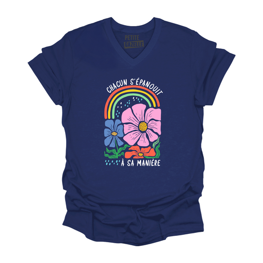 TSHIRT COL en V | Chacun s'épanouit à sa mannière