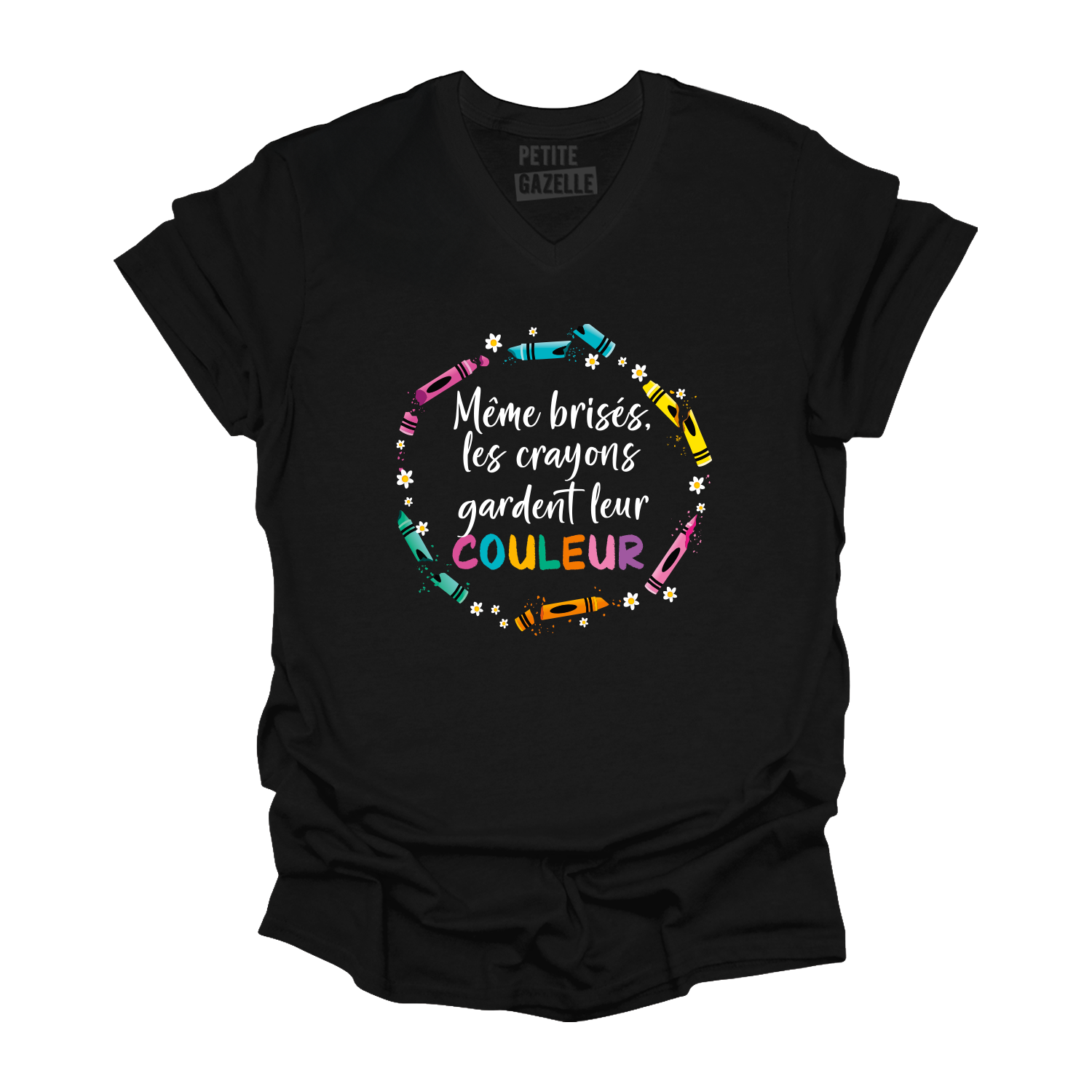 TSHIRT COL en V | Même brisés, les crayons gardent leur couleur