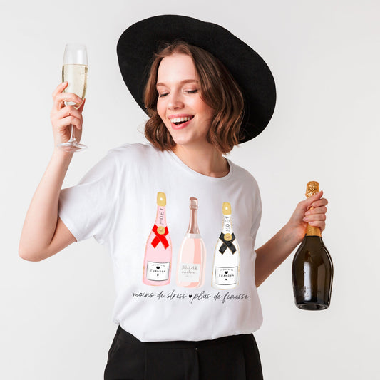T - SHIRT COL ROND | Moins de stress, plus de finesse - T-shirt Unisexe Col Rond - Petite Gazelle Atelier