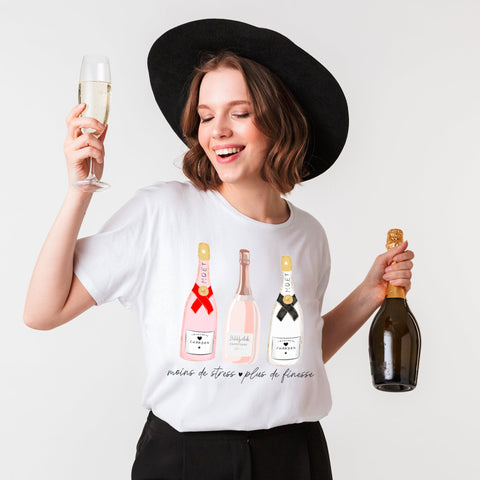 T - SHIRT COL ROND | Moins de stress, plus de finesse - T-shirt Unisexe Col Rond - Petite Gazelle Atelier