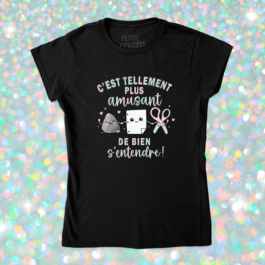 TSHIRT AJUSTÉ | C'est tellement plus amusant de bien s'entendre (Holographique) - T-Shirt coupe ajustée - Petite Gazelle Atelier