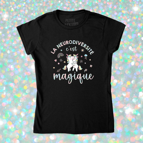 TSHIRT AJUSTÉ | La neurodiversité c'est magique (Holographique) - T-Shirt coupe ajustée - Petite Gazelle Atelier